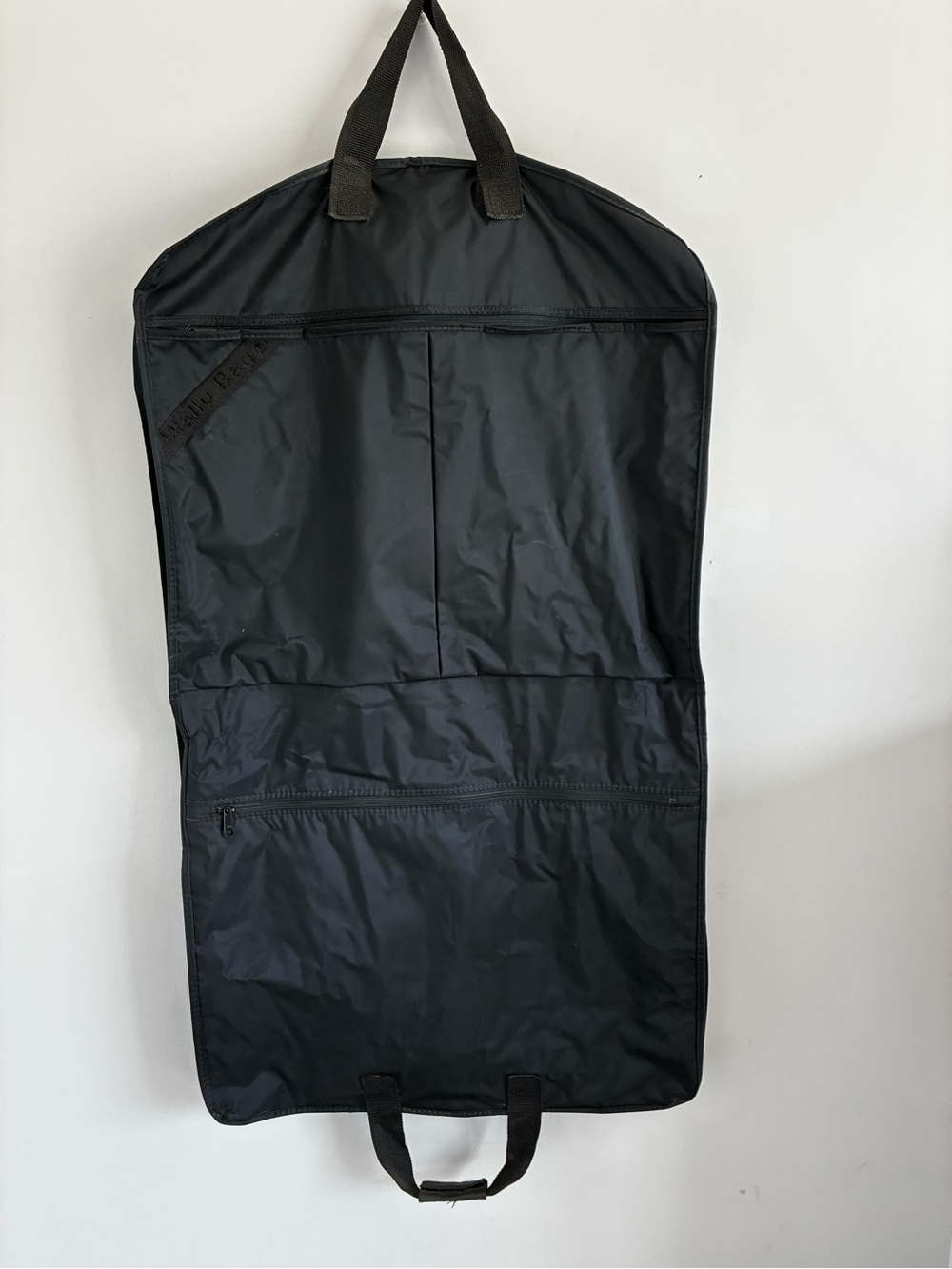 WallyBags 39" Deluxe Travel Garment Bag Black With 2 Pockets & WallyLock Hook